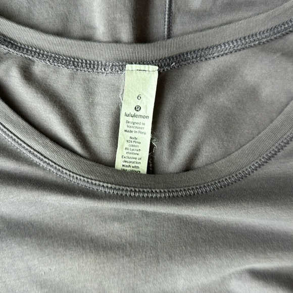 Lululemon Ladies top - Picture 7 of 8